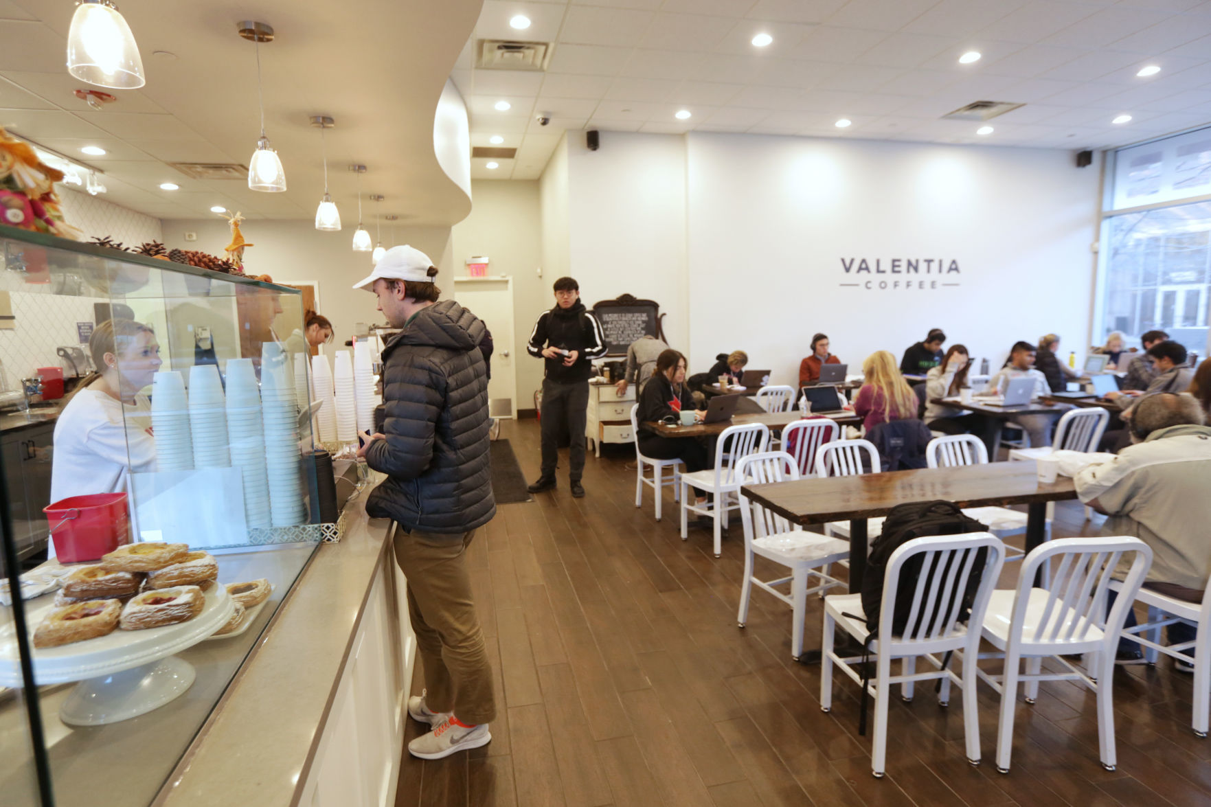 Valentia Coffee interior